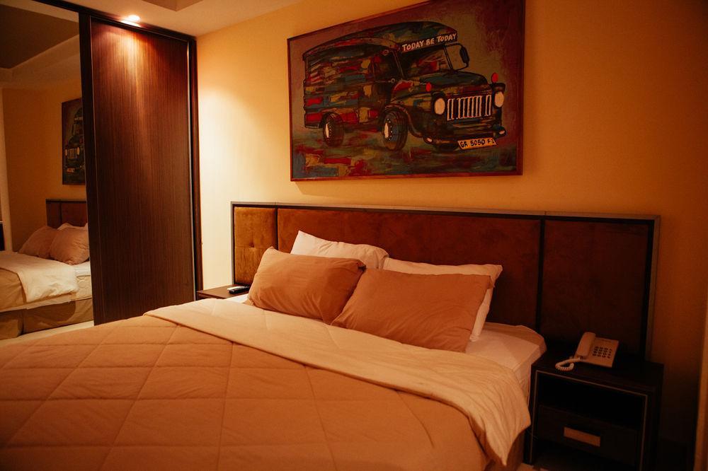 Frankie'S Foods And Rooms Accra Eksteriør bilde