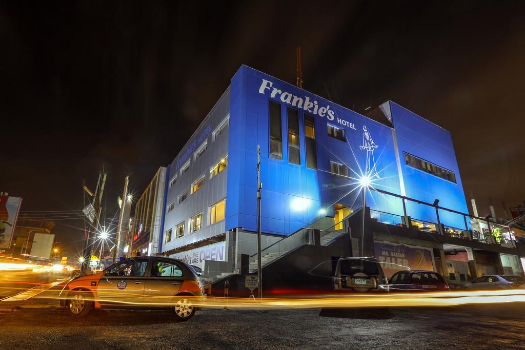 Frankie'S Foods And Rooms Accra Eksteriør bilde