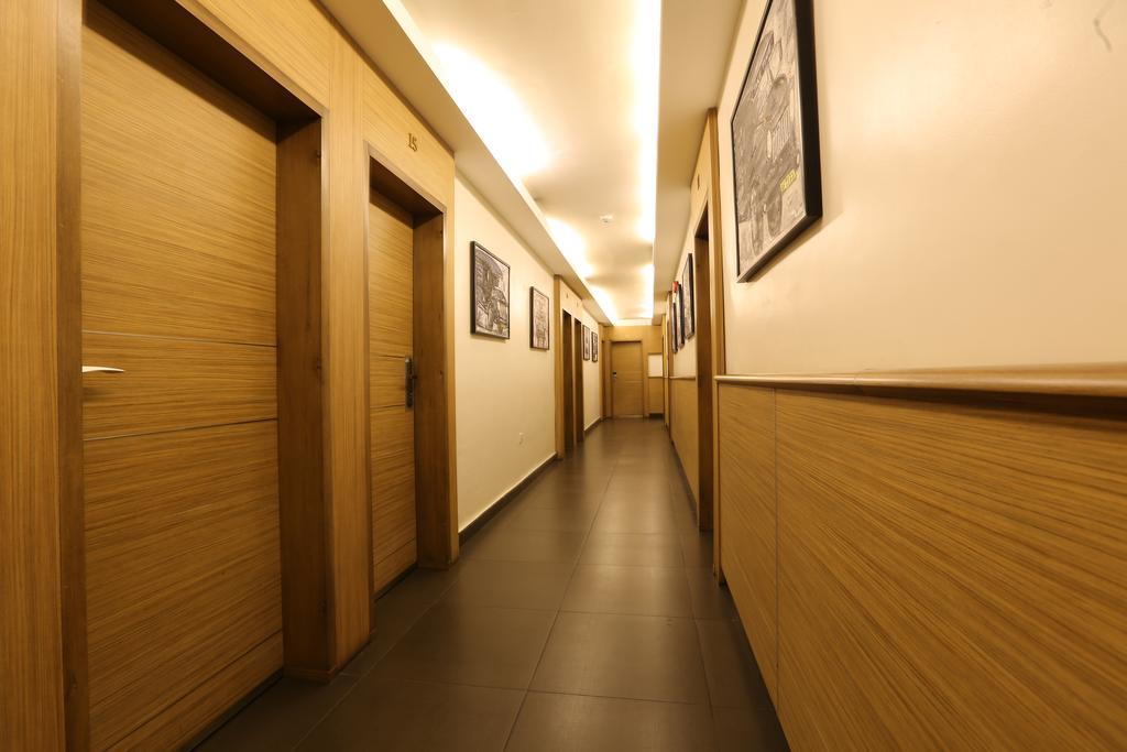 Frankie'S Foods And Rooms Accra Eksteriør bilde