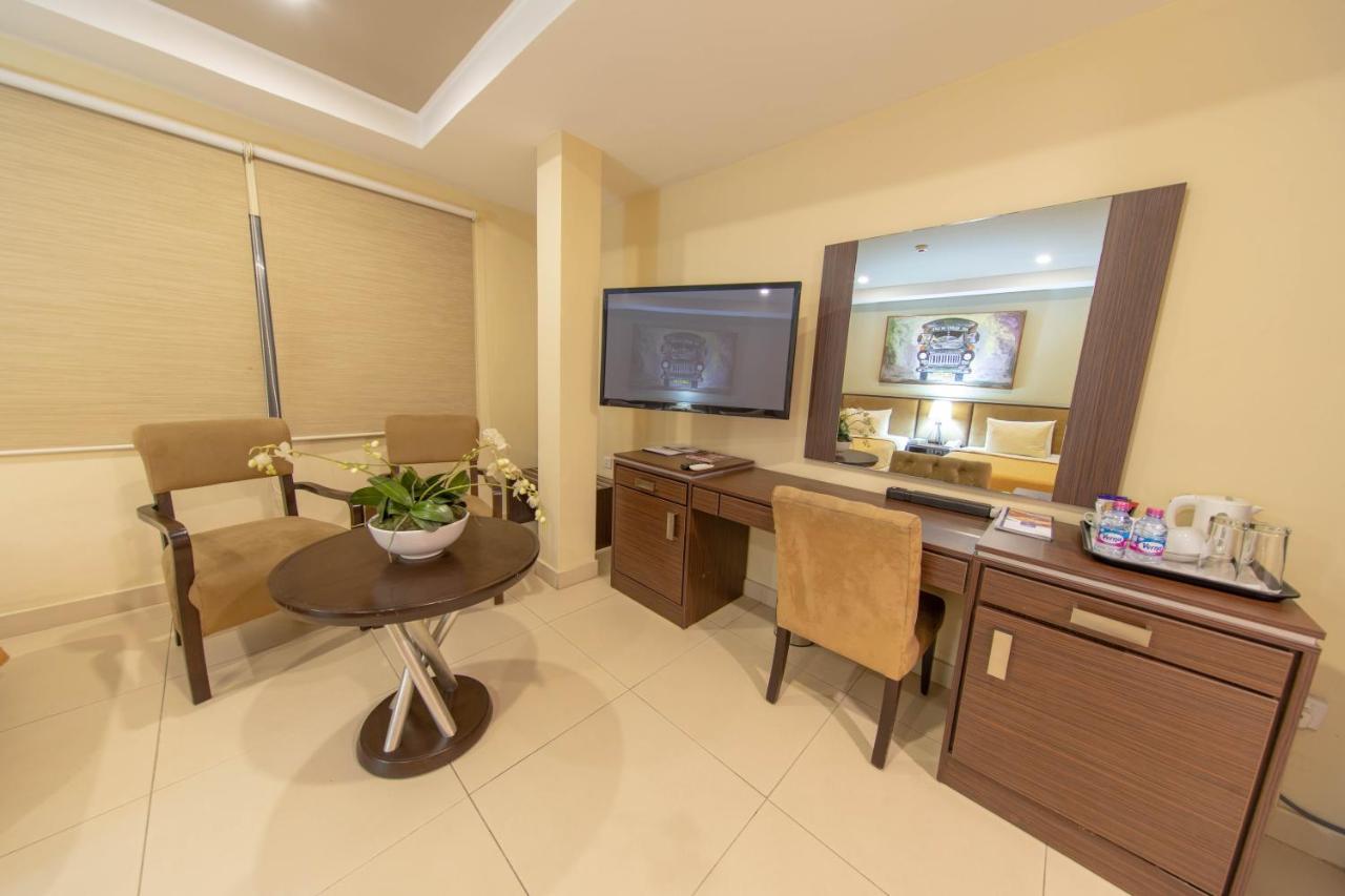 Frankie'S Foods And Rooms Accra Eksteriør bilde