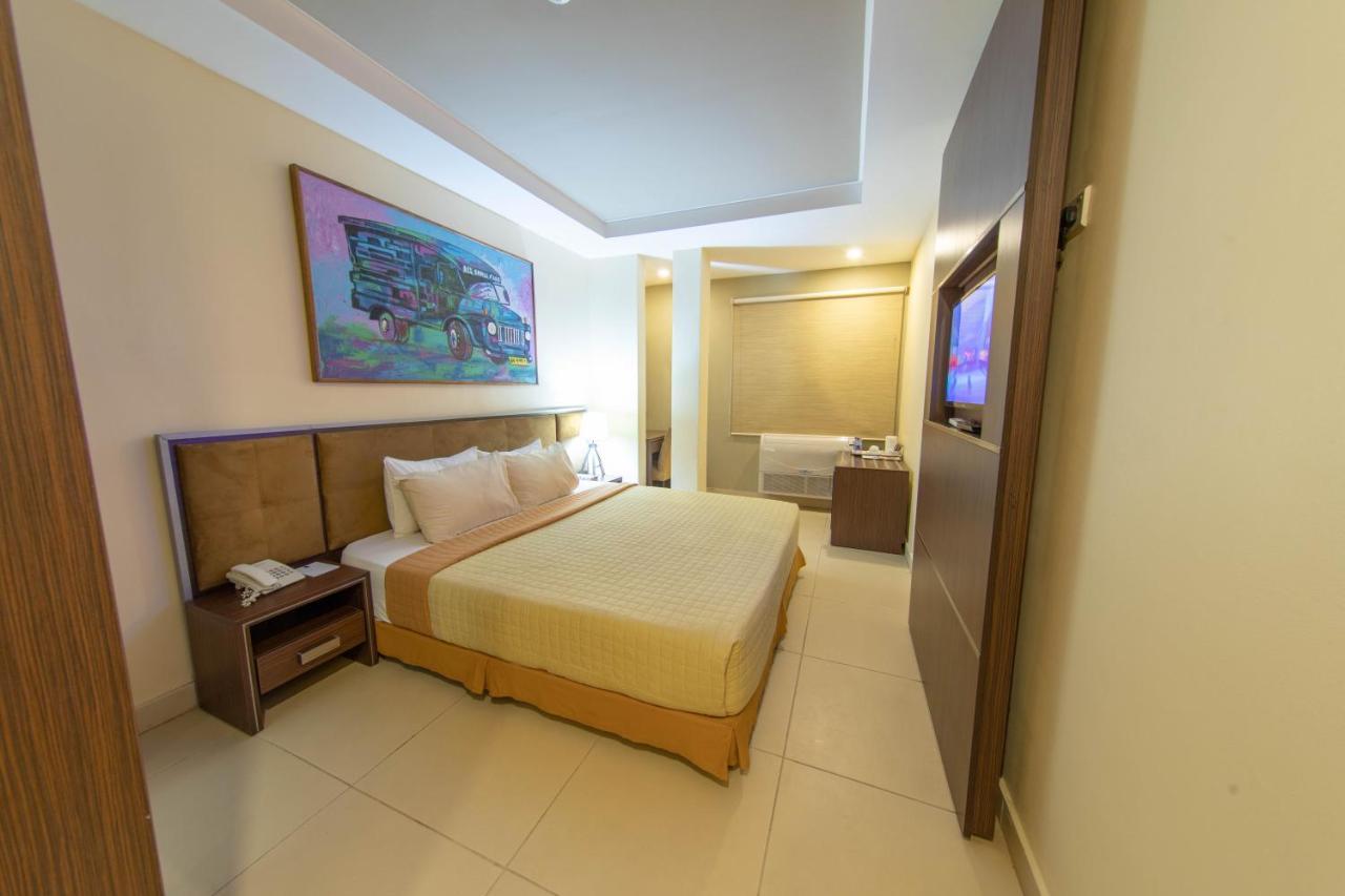 Frankie'S Foods And Rooms Accra Eksteriør bilde